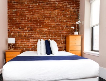 Cozy Downtown Studio, #41 5