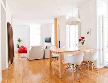 Cozy Duplex flat with AC. Lovely neighbourhood. 3