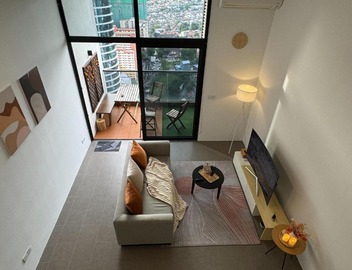 Cozy Fall Suite at EST Bangsar With Garden Scenery 2