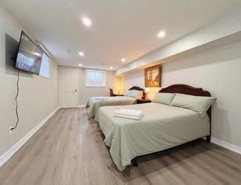 Cozy & Modern Ensuite Basement Rooms - Steps to Subway & Downsview Rogers Stadium 2