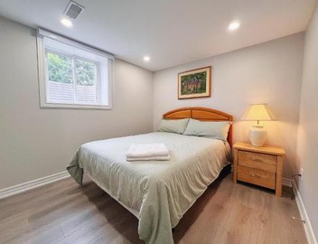Cozy & Modern Ensuite Basement Rooms - Steps to Subway & Downsview Rogers Stadium 3