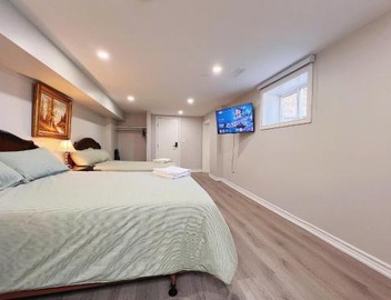 Cozy & Modern Ensuite Basement Rooms - Steps to Subway & Downsview Rogers Stadium 5