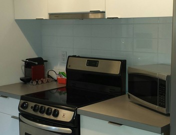 Cozy Modern Suite In The Heart Of Main Street (MINIMUM 90 DAYS) 3