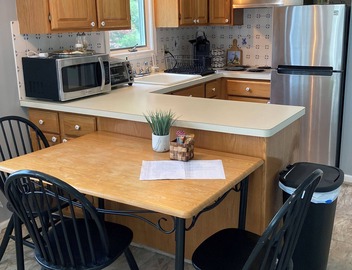 Cozy One Bedroom Apartment Centrally Located in Southbury 3