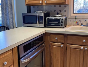 Cozy One Bedroom Apartment Centrally Located in Southbury 5