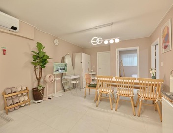 Cozy Private House near Gyeongbokgung Entire Home , StayOgoo 4