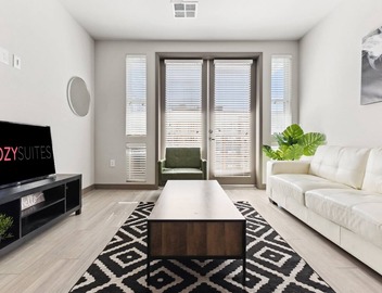 Cozysuites PHX RORO Gym, Pool, Pets, Parking! #18 3