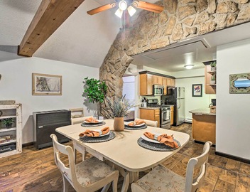 Creekside Morrison Cabin ~ 9 Mi to Red Rocks Park! 2