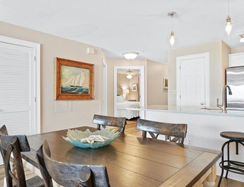 Crystal Dunes Beach Resort by Panhandle Getaways 3