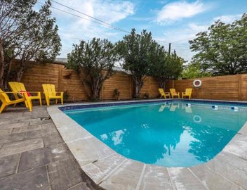 Custom Luxury 2BR Marble Pool Games Rm Fire Pit 5