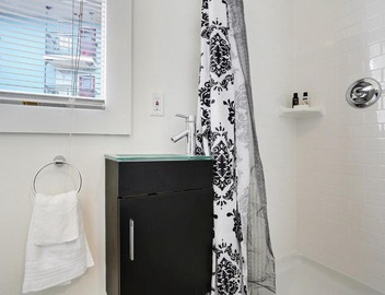 Cute Studio 7blocks from French Q steps to Jazz venues, free gated parking included 5