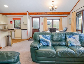 DARTMOOR RETREAT LODGE, family friendly in Moretonhampstead 2