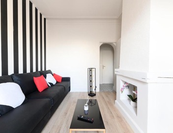 Daumier - New 2 Bdrs Flat near la Seine 2