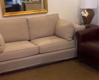 Delightful stylish house with private garden close to downtown 3