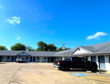 Deluxe Inn & Suites Corpus Christi I 37 4