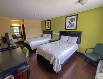 Deluxe Inn & Suites Corpus Christi I 37 2