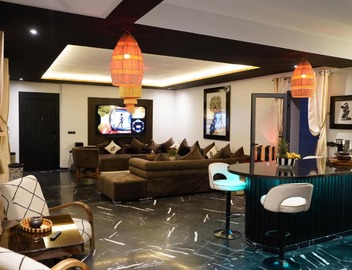 Design Art Gallery Apartment Marrakech swimming pool on the Roof 4