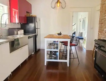 Design Heritage Suite | Brick + Private Patio near Commercial Drive 2
