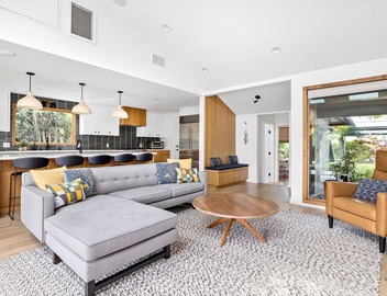 Designer Mar Vista Mid-Century Oasis with Pool + Hot Tub 4BR/4Bath 2