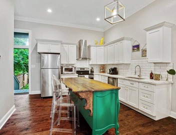 Designer's Dream! 3 bed/2.5 bath 5