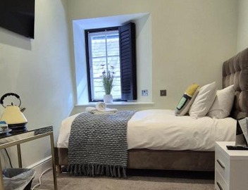 Devils Falls at the Luxury Hafod Hotel Aberystwyth 3