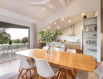 Devon Mt Martha Escape with Spa and Views 2