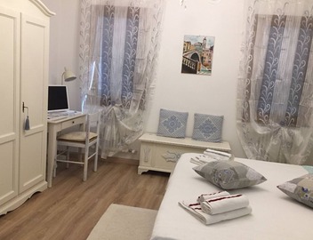 Dimora Naviglio B&B 2