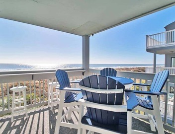 Direct Ocean Front 3BR/2BA Dog Friendly *OCEANFRONT* 5