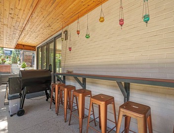 Distinctive Luxe Retreat in Central Boulder 5
