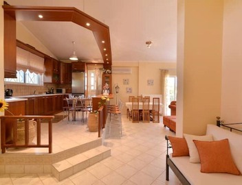 Domelia's Luxury Apartment near Airport & beach 2