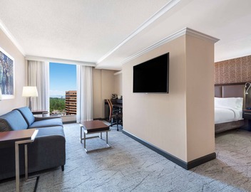 DoubleTree by Hilton Denver Cherry Creek 2