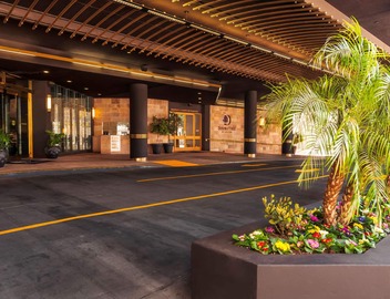 DoubleTree by Hilton Hotel Los Angeles Downtown 4