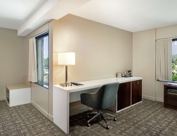DoubleTree by Hilton Monrovia - Pasadena Area 5