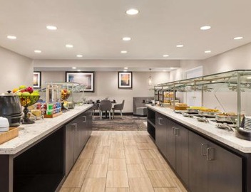 DoubleTree by Hilton New Orleans Airport 5