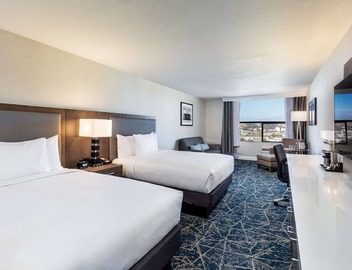 DoubleTree by Hilton Pomona 4