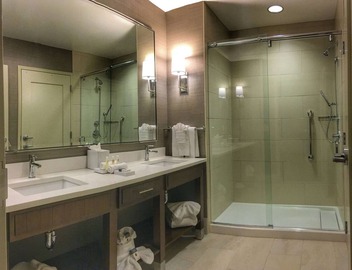 Doubletree By Hilton Reading 3