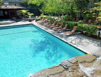 DoubleTree by Hilton Torrance - South Bay 4