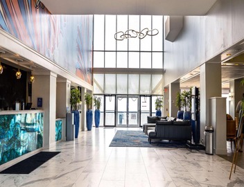 DoubleTree by Hilton Corpus Christi Beachfront 2