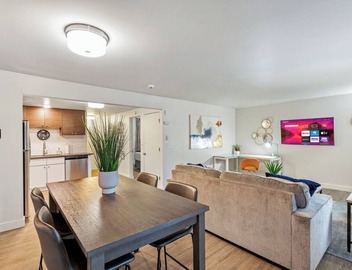 Downtown Bellevue 1BR - Parking Included - W/D - Near Microsoft - Monthly 3