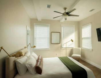 Downtown, contemporary, 2 bedroom, Roof Terrace! 3A 2