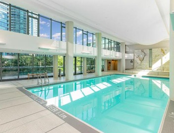 Downtown Cozy 1BR Condo - Pool & Hot Tub, Ideal for longer stays 3