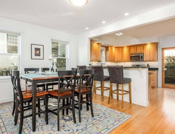 Downtown Newburyport | Rooftop Deck | 30+ Nights 5
