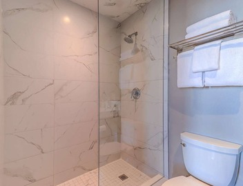 Dream Suites - Deluxe Family Suite 4