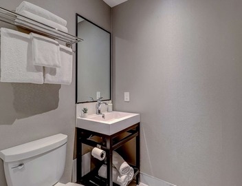 Dream Suites - Deluxe Family Suite 5