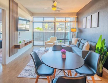 DT PHX Apt | Balcony, W/D Gym, Pool & Parking 5