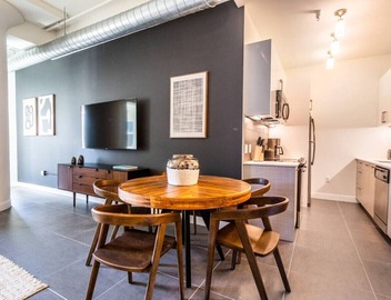DTLA 2BR | Rooftop Jacuzzi & Sunset Views! 3