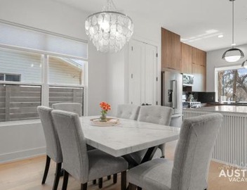 East Austin Escape 4BR 2.5BA Heated Pool and Karaoke Lounge by Austin Vacay 5