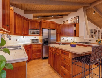 East End Pixie Orchard Getaway Long-Term Rental 2
