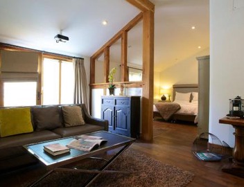 Eckington Manor 5