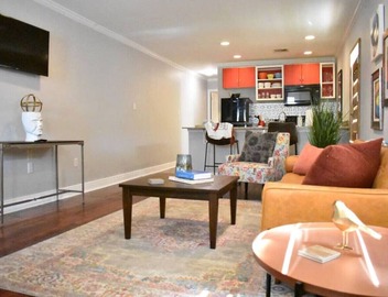 Eclectic West Riverside Apt | 6 min to Audobon Zoo 5